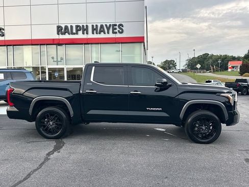 Used 2023 Toyota Tundra Limited w/ Power Package AWD/4WD image 2