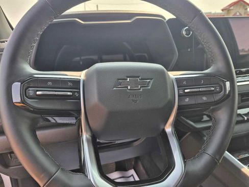 Used 2026 Chevrolet Colorado Trail Boss AWD/4WD image 16