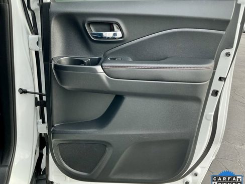 Used 2025 Honda Ridgeline Black Edition image 26