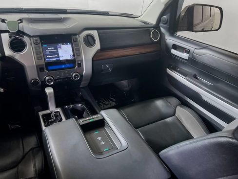 Certified 2018 Toyota Tundra Limited w/ Limited Premium Package AWD/4WD image 21