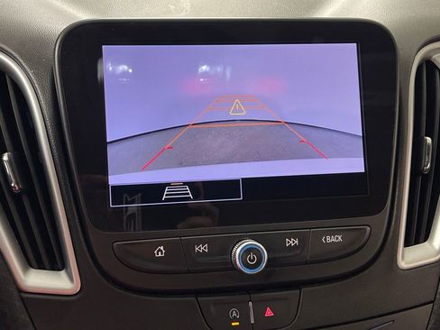 Used 2024 Chevrolet Malibu LT image 21