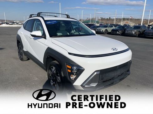 Used 2024 Hyundai Kona SEL image 1