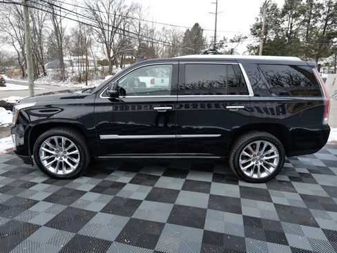 Used 2020 Cadillac Escalade Platinum image 8