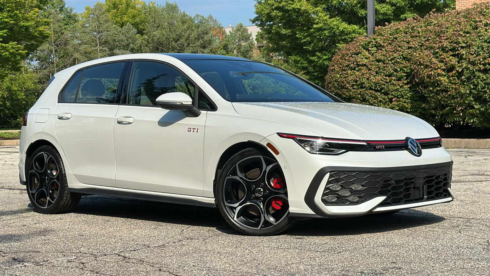 Used 2025 Volkswagen GTI Autobahn FWD image 1