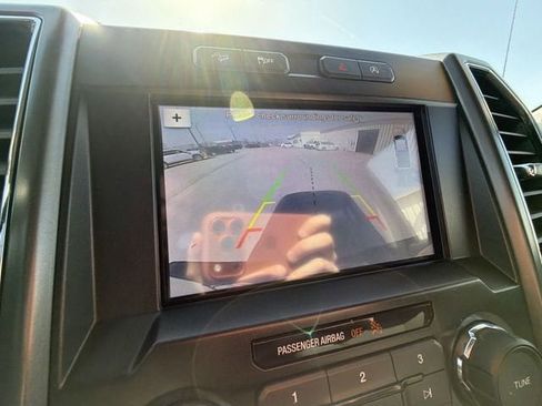 Used 2018 Ford F150 XLT w/ Equipment Group 302A Luxury image 14