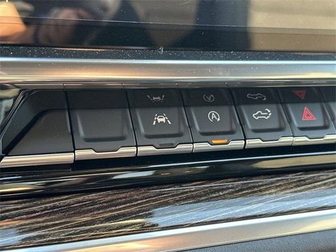 New 2026 GMC Sierra 1500 Elevation w/ LPO, Elevation Black Package image 18