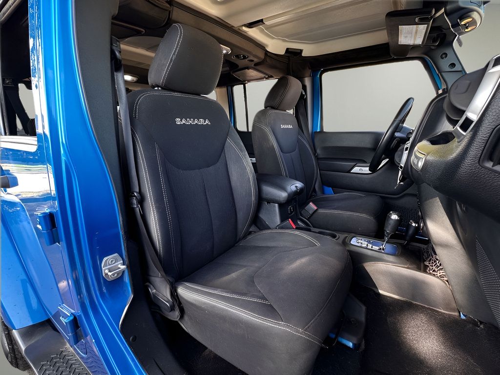 Used 2016 Jeep Wrangler Unlimited Sahara AWD/4WD image 20