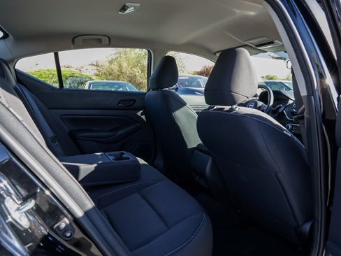 Used 2025 Nissan Altima 2.5 S image 21