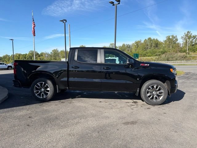 Used 2022 Chevrolet Silverado 1500 RST w/ Convenience Package II AWD/4WD image 6