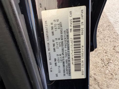 Used 2016 MAZDA MAZDA3 i Sport w/ Preferred Equipment Package FWD image 13