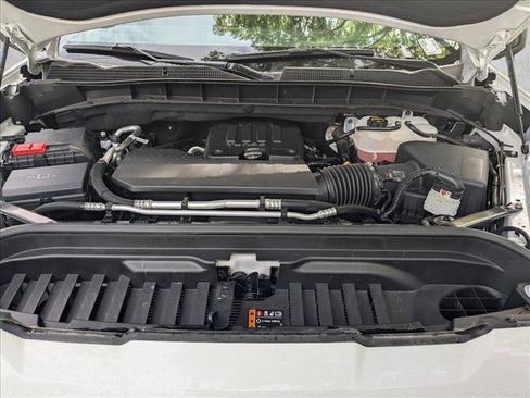 Used 2024 GMC Sierra 1500 Elevation image 21