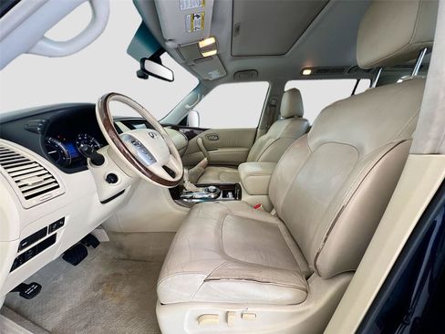 Used 2016 INFINITI QX80 4WD w/ Driver's Assistance Package image 5