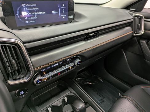 Certified 2025 MAZDA CX-50 AWD 2.5 S w/ Premium Plus Pkg image 12