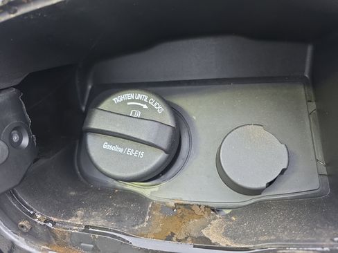 Used 2022 Ford F250 Lariat w/ Lariat Ultimate Package image 14