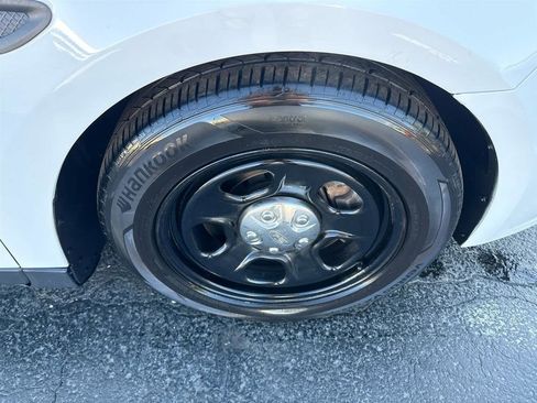 Used 2019 Ford Taurus Police Interceptor AWD image 10