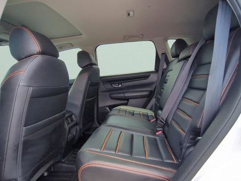 Used 2025 Honda CR-V EX image 10