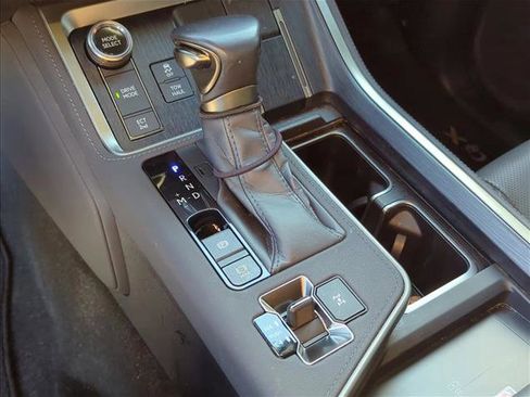 Used 2024 Lexus GX 550 image 20