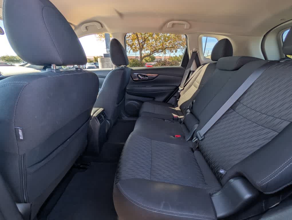 Used 2018 Nissan Rogue S w/ S Value Package AWD/4WD image 26