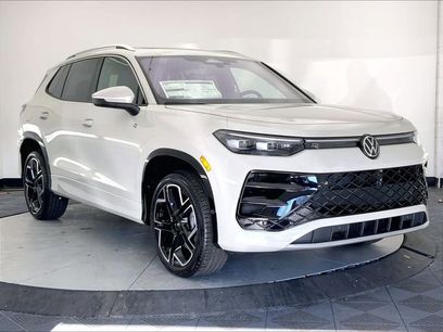 New 2026 Volkswagen Tiguan SEL R-Line