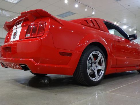 Used 2007 Ford Mustang GT RWD image 16