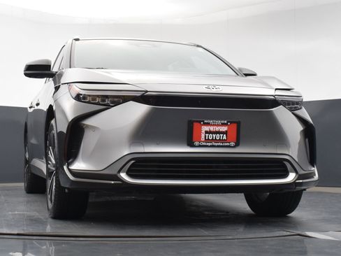 Used 2023 Toyota bZ4X Limited image 37