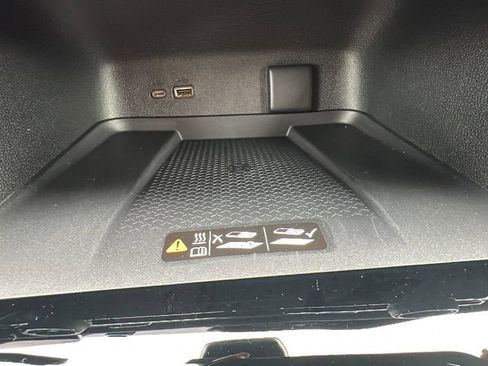 New 2026 Chevrolet Traverse LT w/ Sun and Wheel Package image 26