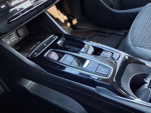 Used 2023 Chevrolet Bolt EUV LT w/ Driver Confidence Package image 8