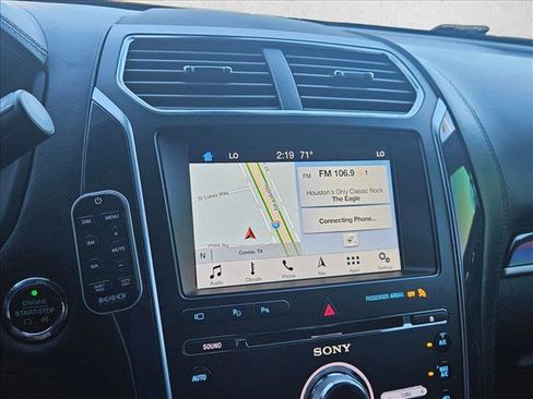 Used 2018 Ford Explorer Platinum image 21