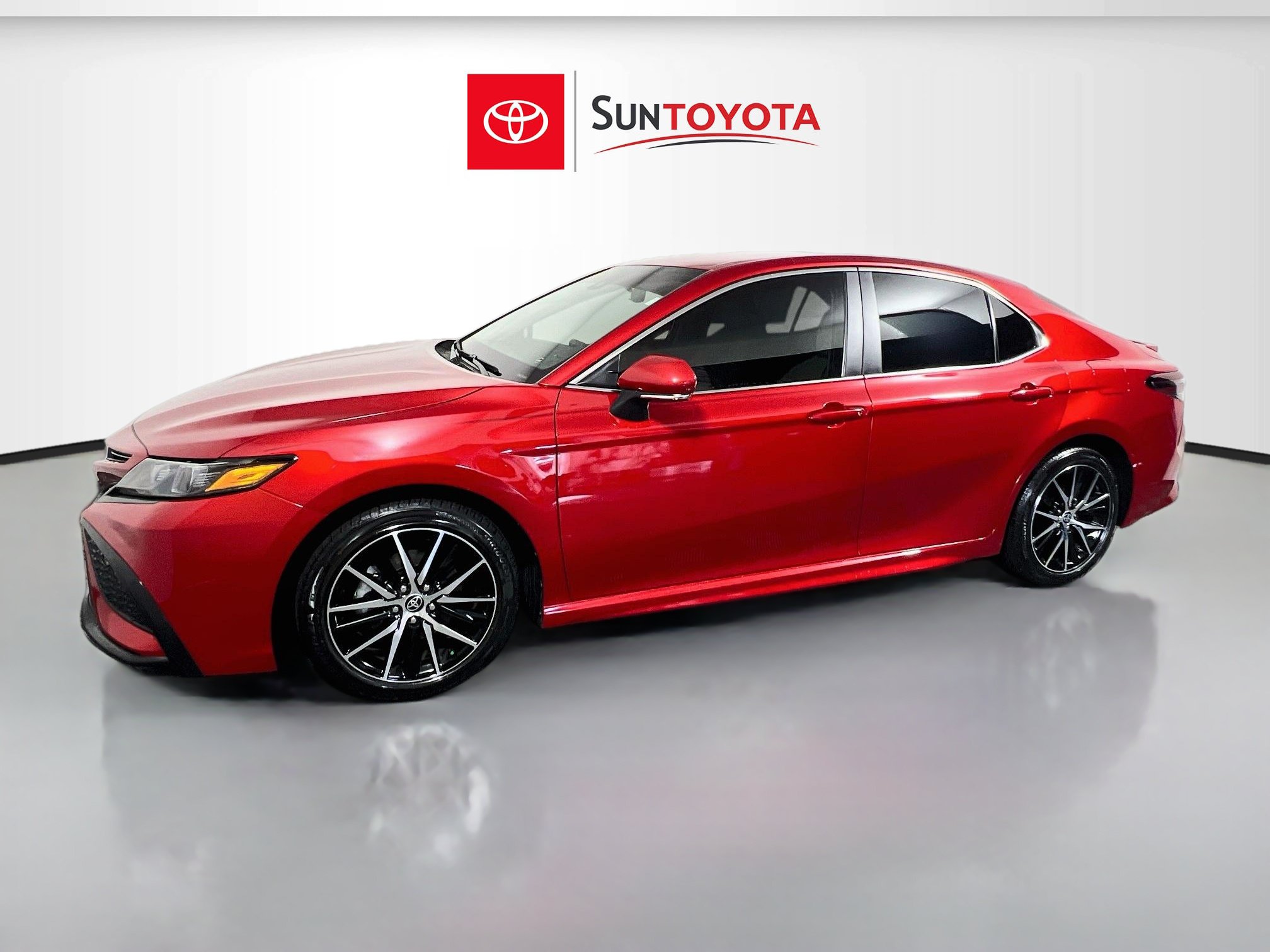 Used 2023 Toyota Camry SE FWD image 9