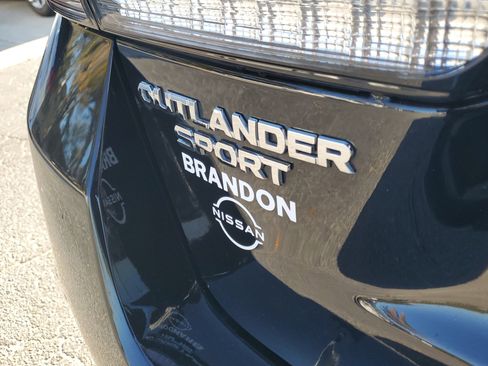 Used 2025 Mitsubishi Outlander Sport LE image 8