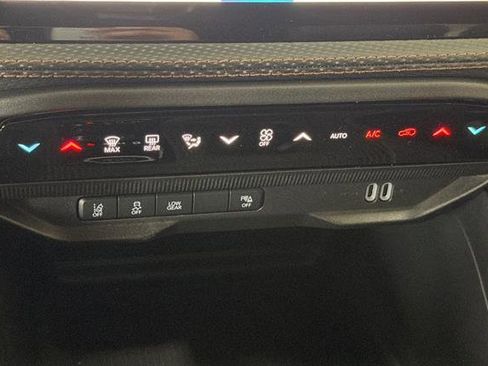 New 2026 Jeep Cherokee Laredo image 17