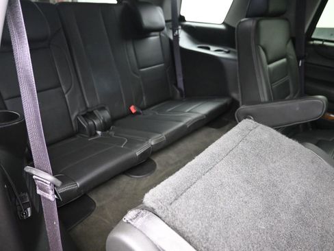 Used 2015 GMC Yukon Denali w/ Touring Package AWD/4WD image 8