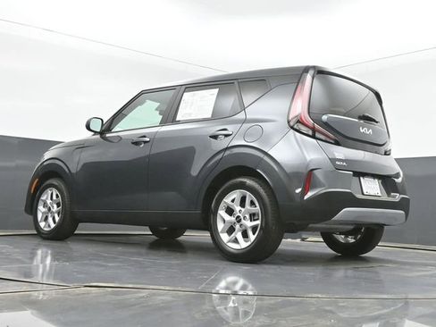 Used 2025 Kia Soul LX w/ LX Technology Package FWD image 43