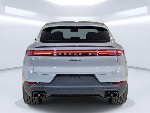 New 2026 Porsche Cayenne Coupe image 7