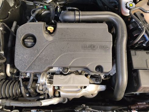 Used 2020 Chevrolet Malibu LS w/ LPO, Convenience Package 1 FWD image 30
