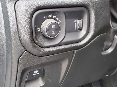 Used 2023 RAM 1500 Big Horn image 9