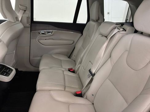 Used 2023 Volvo XC90 B6 Plus w/ Protection Package Premier AWD/4WD image 18