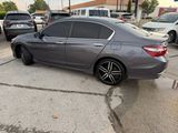 Used 2016 Honda Accord Sport image 5