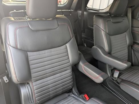 New 2026 Ford Explorer ST-Line w/ ST-Line Street Pack AWD/4WD image 35