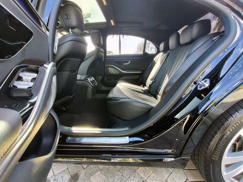 Used 2023 Mercedes-Benz S 500 4MATIC image 28