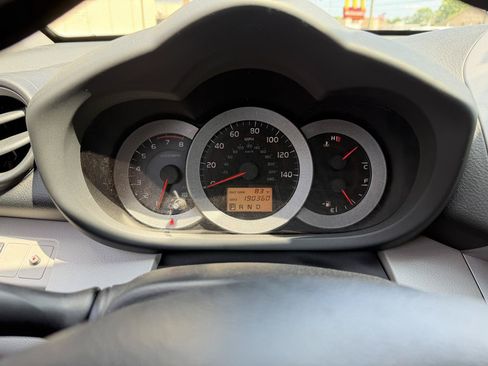 Used 2007 Toyota RAV4 2WD V6 w/ Tow Prep Pkg image 16
