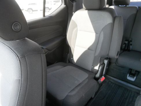 Certified 2023 Chevrolet Traverse LT w/ LPO, Floor Liner Package AWD/4WD image 12