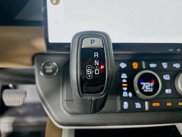 New 2026 Land Rover Defender 130 S AWD/4WD image 18