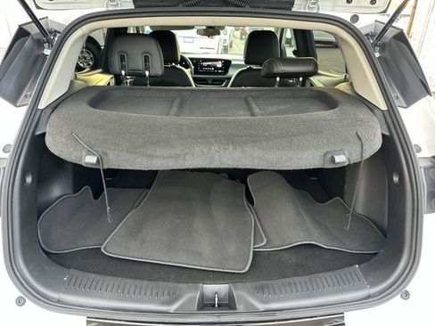 Used 2024 Buick Encore GX Sport Touring image 23