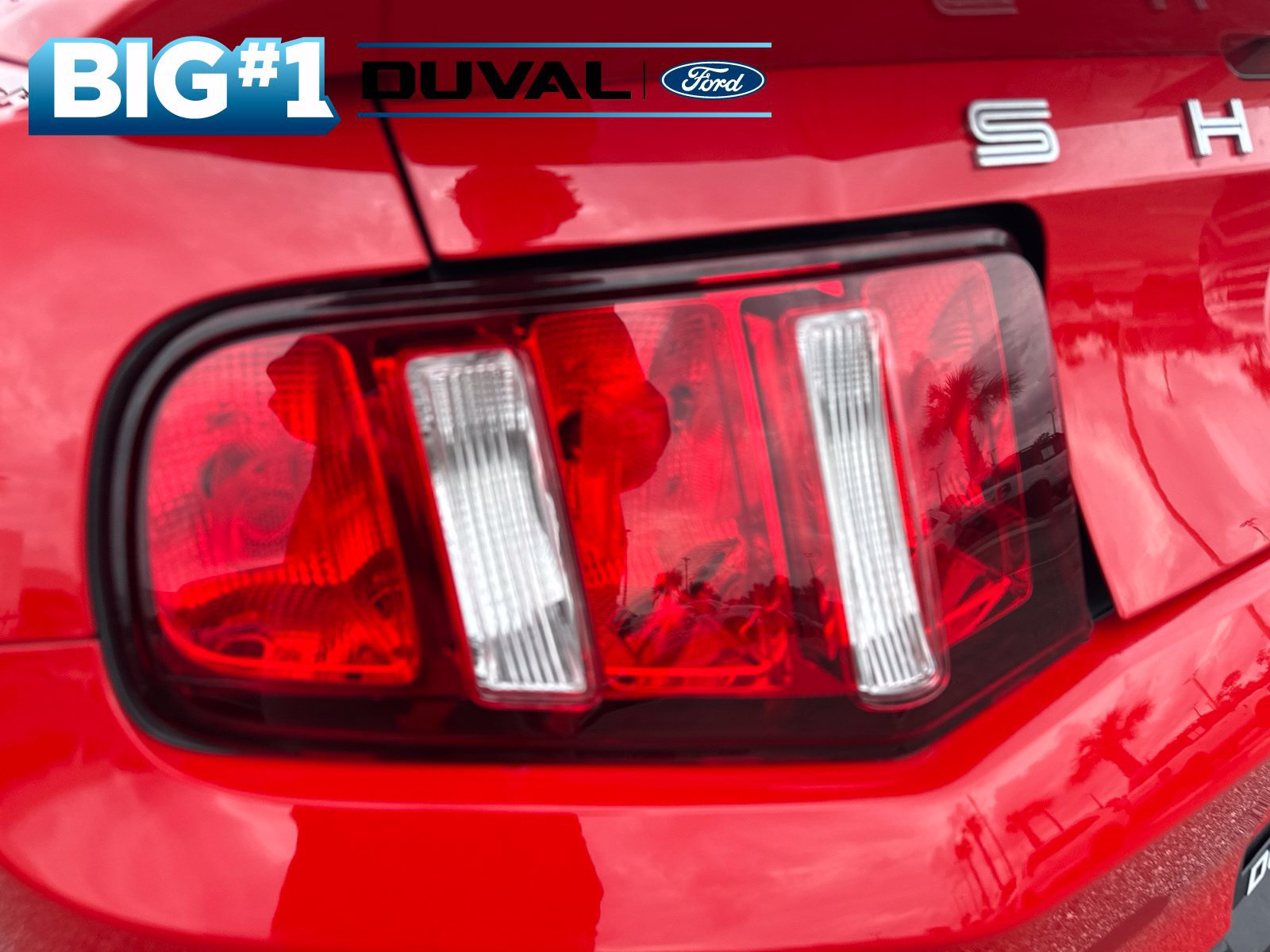 Used 2011 Ford Mustang Shelby GT500 w/ SVT Performance Pkg RWD image 8