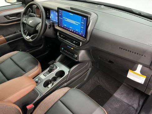 New 2026 Ford Bronco Sport Outer Banks w/ Outer Banks Tech Package+ AWD/4WD image 20
