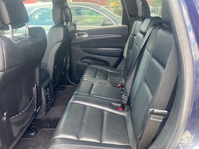 Used 2018 Jeep Grand Cherokee Limited w/ Luxury Group II AWD/4WD image 17