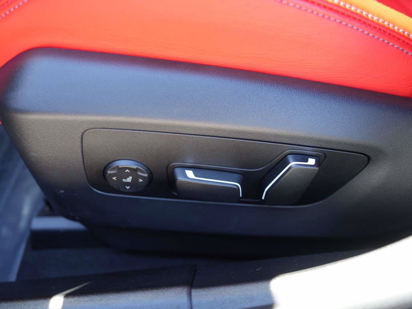 Used 2025 BMW M5 Touring AWD/4WD image 18