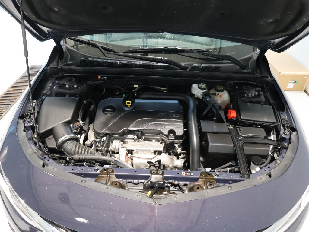 Certified 2025 Chevrolet Malibu LT FWD image 38