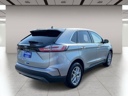 Used 2024 Ford Edge SEL AWD/4WD image 3